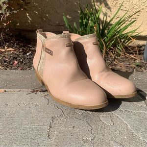 Nautical Boots, Rose Gold / Cream - Girls Size 2 Booties